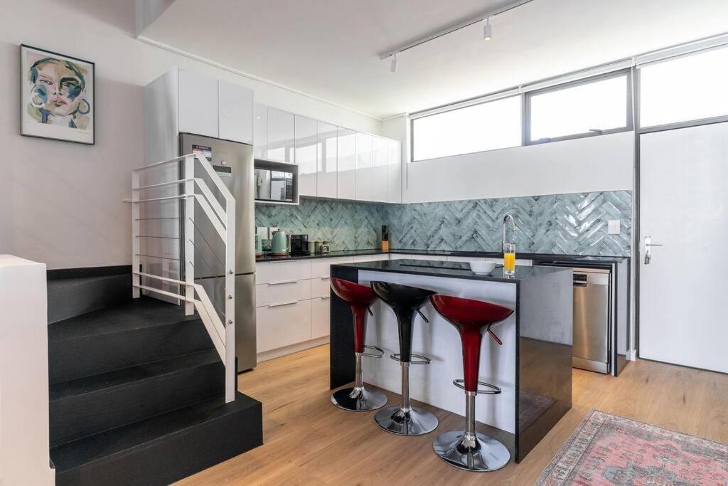 Urban Palette - Modern & Artistic Point Cape Town